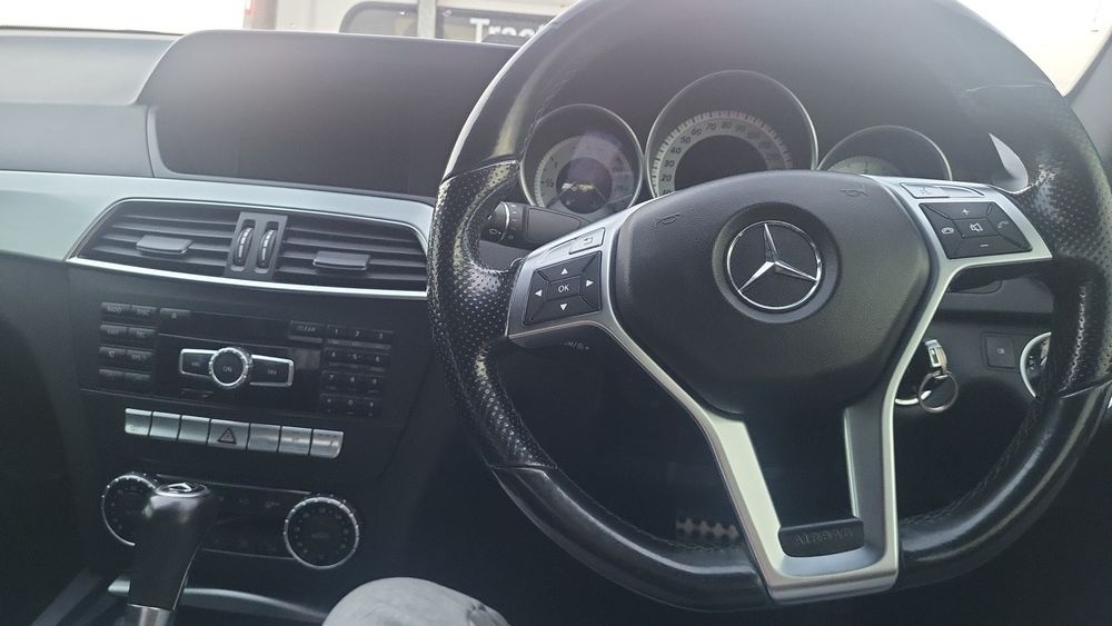 Volan amg mercedes c-class w204 2014 facelift cu padele dezmembrez  mercedes