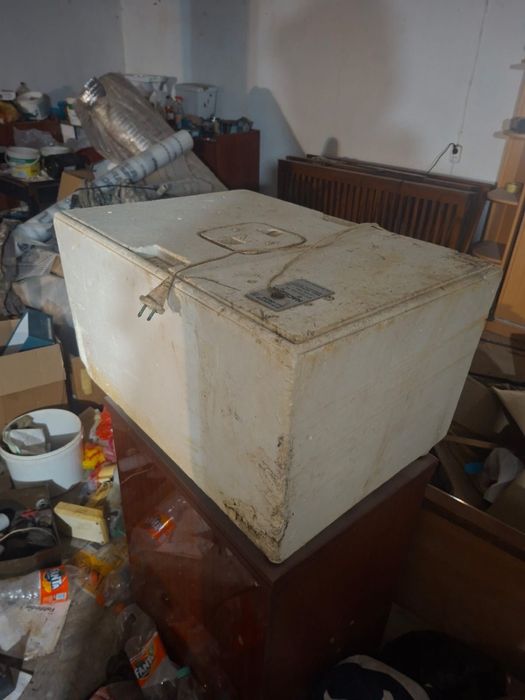 Продам Инкубатор ( Наседка ) На 220 вольт