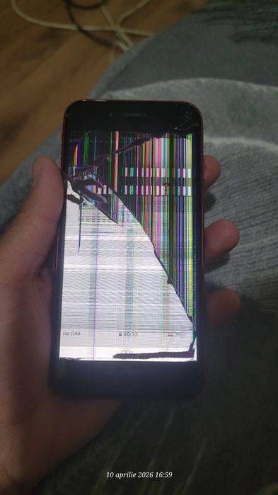 Vând iphone se 2022 pentru piese urgent