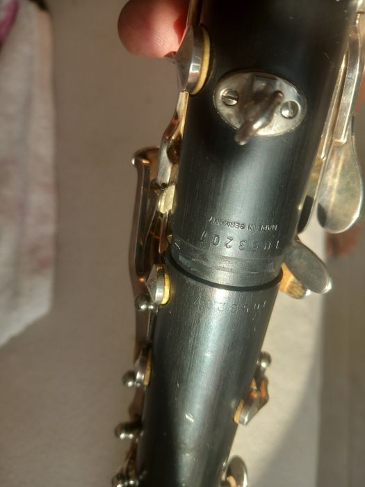 Clarinet buffet crampon  cred ca este b12 trebuie schimbate pernuțele preț fix