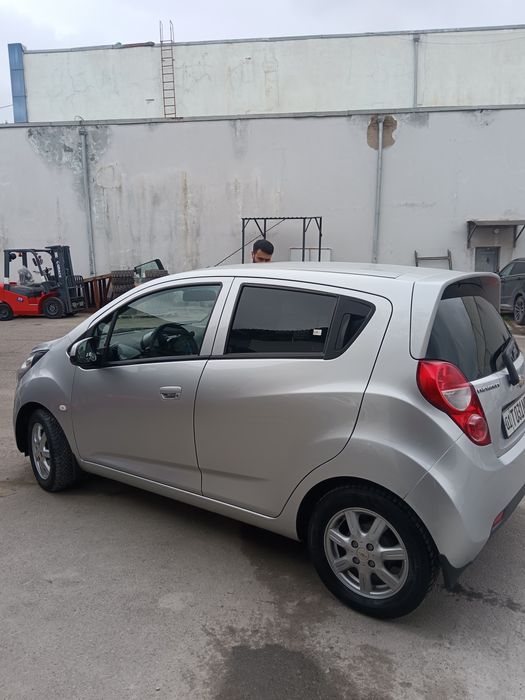 Spark 2015 avtomat gaz bor