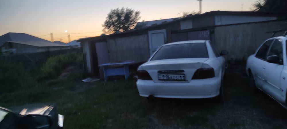 Машина сатам галант