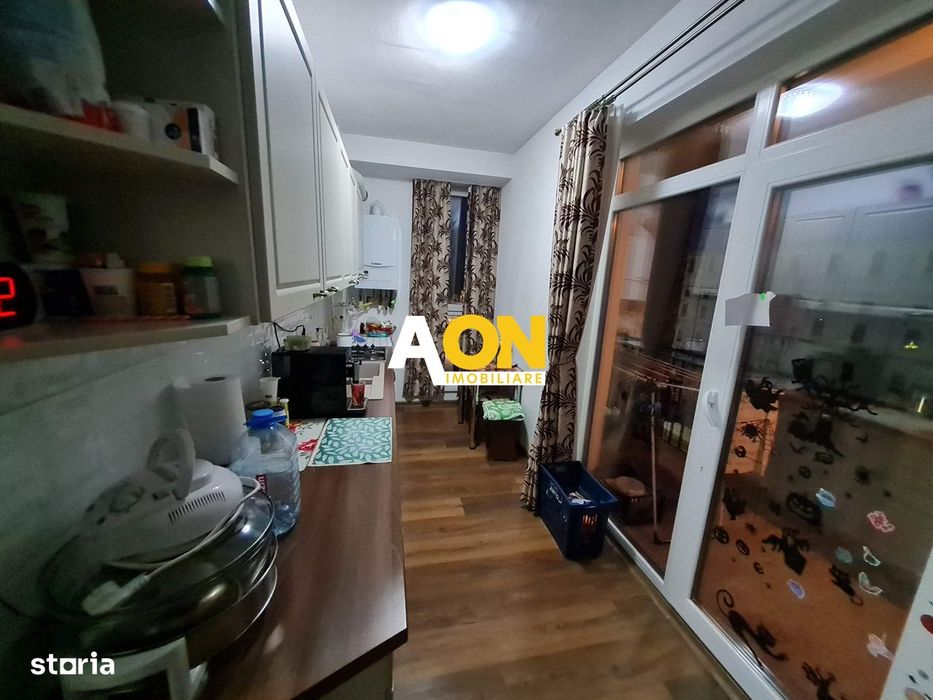 Apartament 3 Camere, 83 mp, Decomandat, Cu Garaj la Subsol
