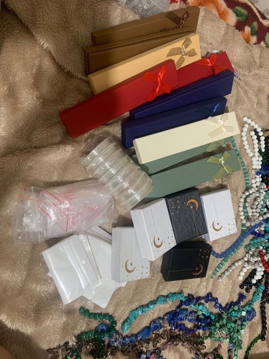 Товары для украшение