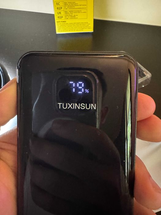 Power bank 20 000 mAh / Преносима батерия