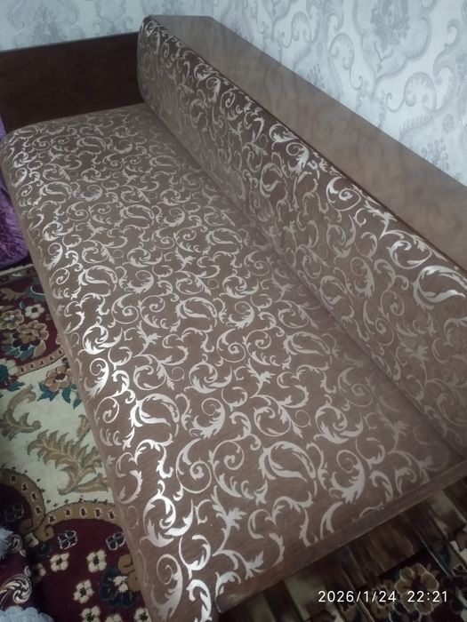 .Продается.Диван очень хорошем состоянии.Белорусский