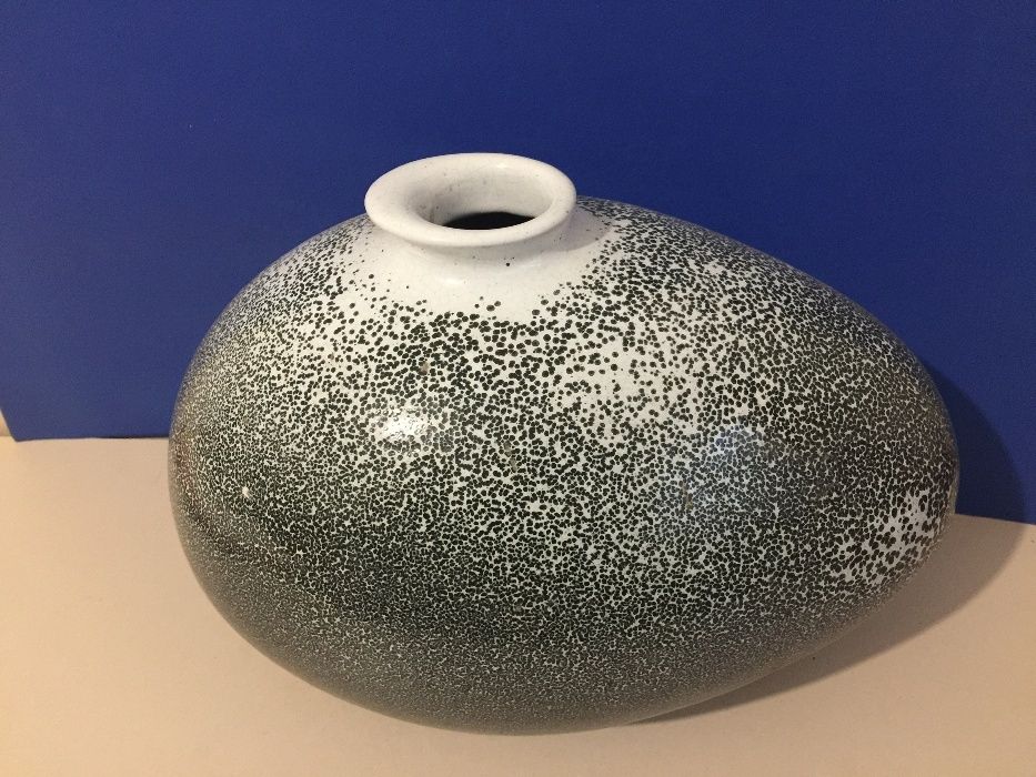 Керамични съдове,изработени от червена глина!Идея от Яйцето!