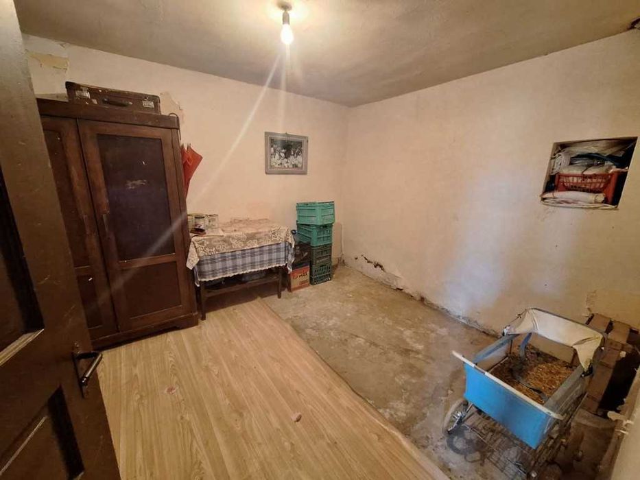 Къща за продажба - с. Колишовци