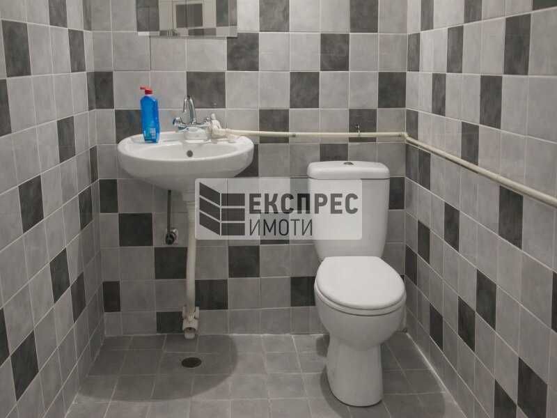 Дава се под наем Едностаен апартамент в Варна, Завод Дружба - 40 кв.м за 368.73 € - Снимка #2