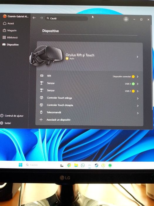 Oculus Rift cv1 cu 2 senzori și controllere touch