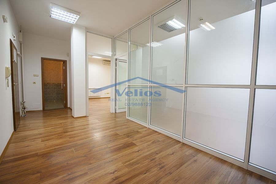 Дава се под наем Офис в София, Лозенец - 70 кв.м за 799 € - Снимка #6