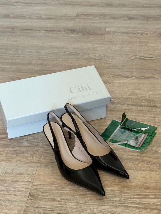 Туфли лодочки на маленьком каблуке