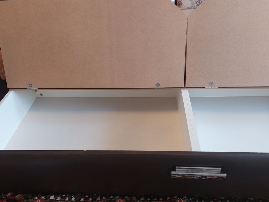 Продается диван.