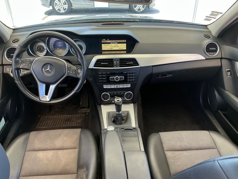 Mercedes-Benz C-Klasse C 220 CDI BlueEfficiency Avantgarde 2012