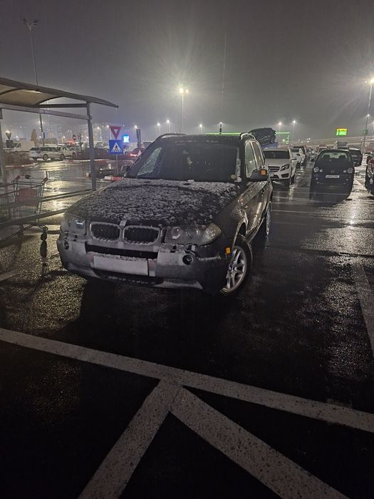 Vând sau schimb BMW x3