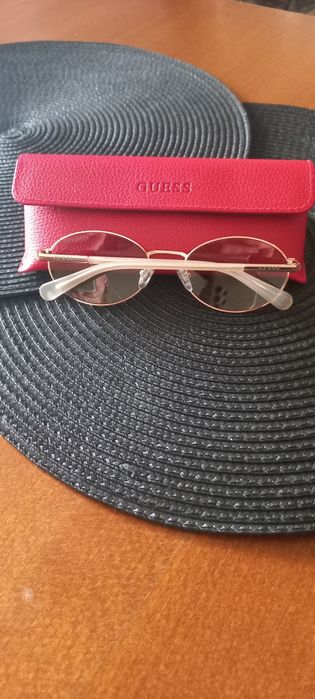 Оригинални слънчеви очила Guess