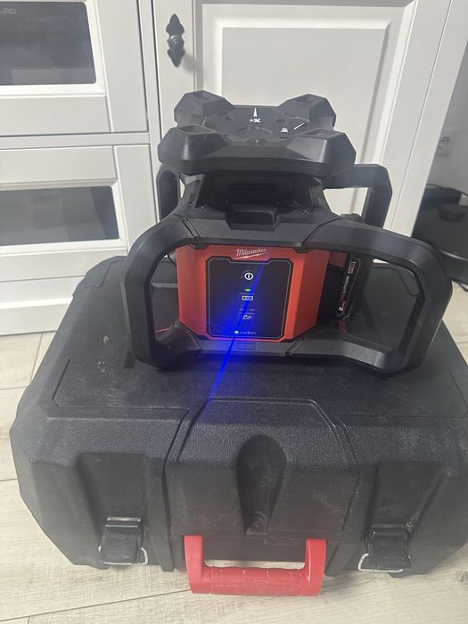 Laser rotativ milwaukee