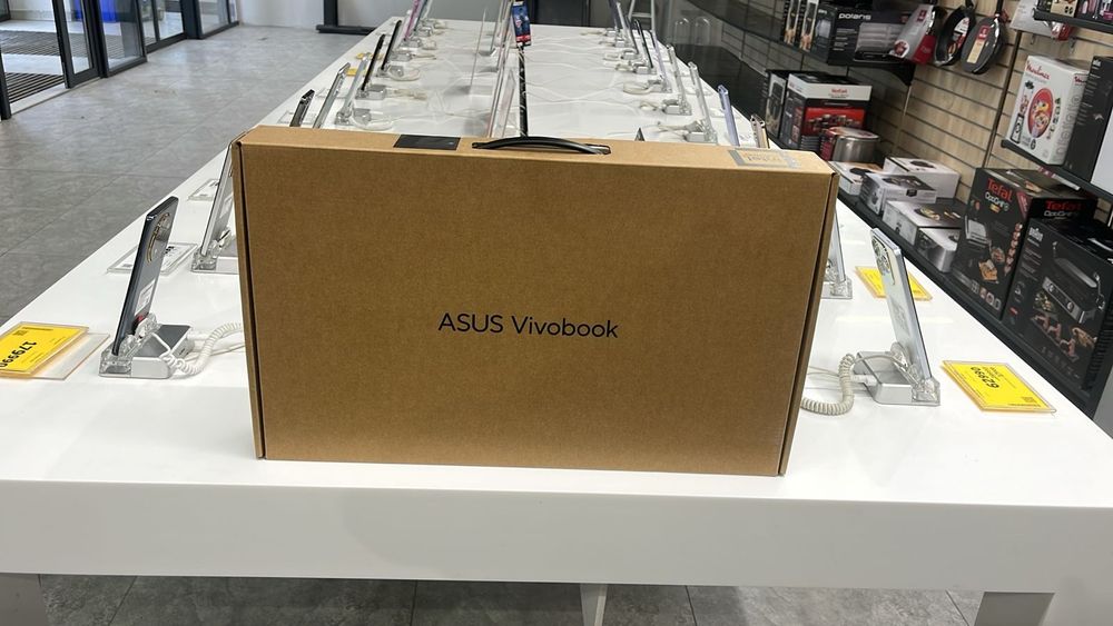 Ноутбук Vivobook Asus x1504 i5, ОЗУ 16гб новый