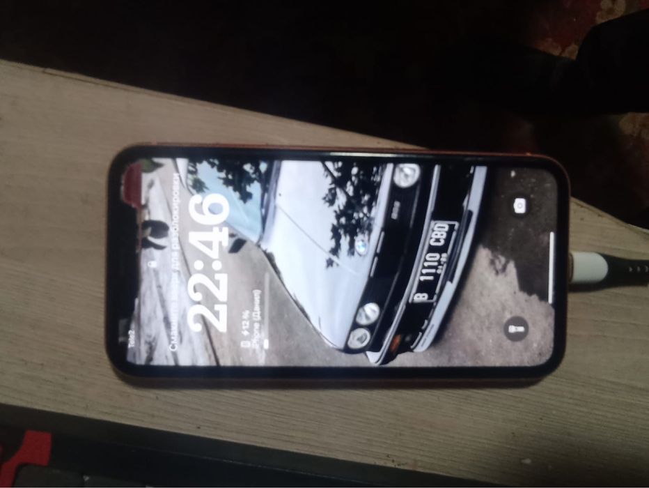 Обменяю айфон хр предлогайте варианты