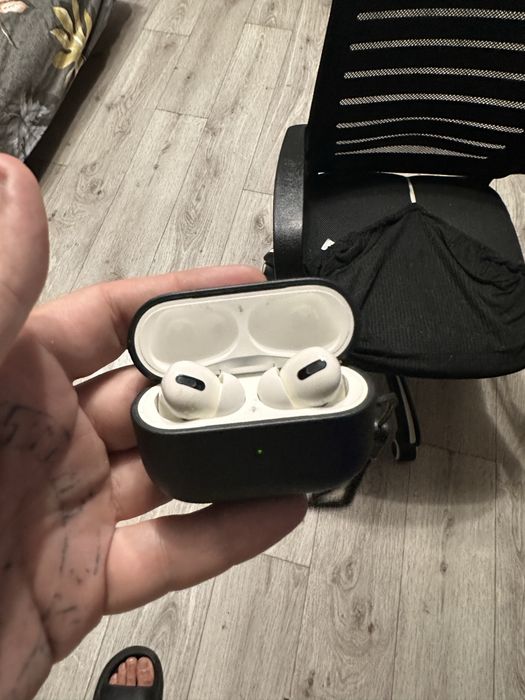 Air pods 2 срочная продажа