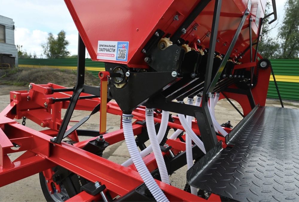 Сеялка-культиватор СКП-2,1 Д Омичка