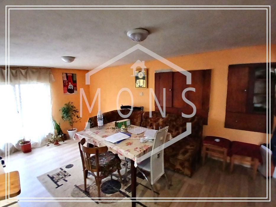 Къща в Габрово, област-с.Добромирка площ 110 цена 29000