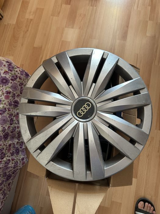 Capace Audi r16 impecabile