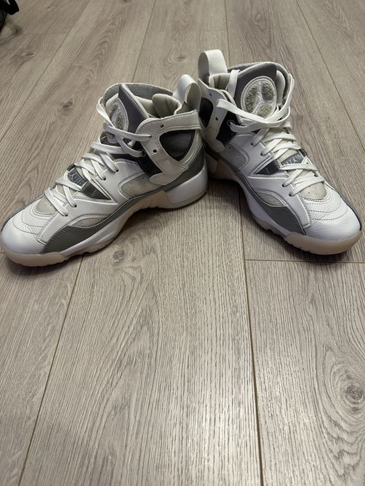 Adidasi Jordan Jumpman Two Trey wmns