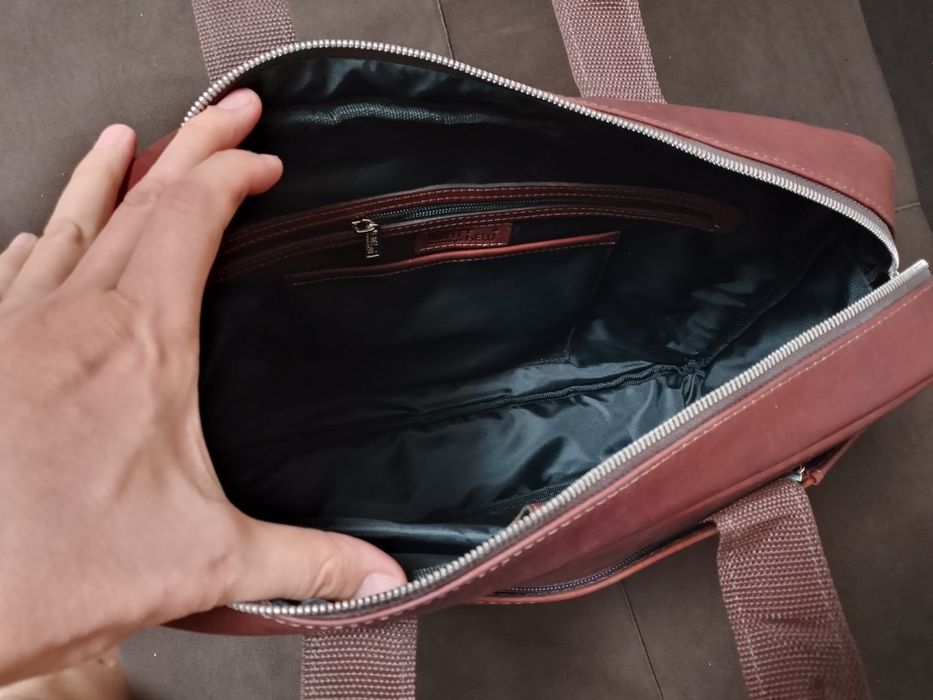 Сумка для ноутбука натуральная кожа новая