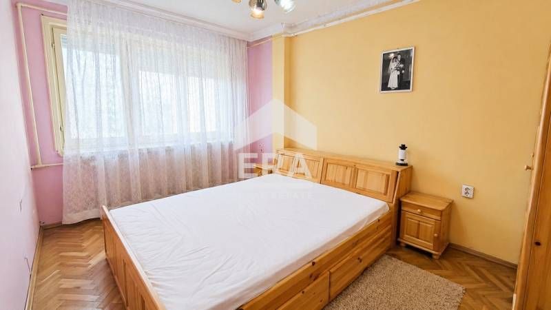 ЕКСКЛУЗИВНО! ЕРА ИмотиТе представя за продажба Многостаен тухлен апарт