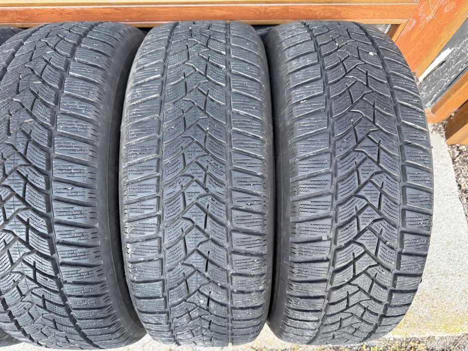 4бр. КАТО НОВИ Зимни Гуми С Борд 215/60R/16 -DUNLOP- DOT:3421 *7.7мм+6.4мм*