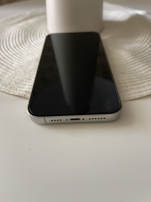 Iphone 14 pro max  alb withe  10 din 10