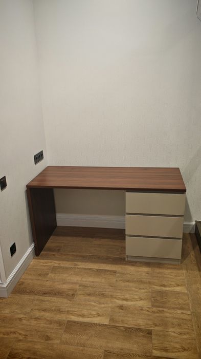 Стол ученический