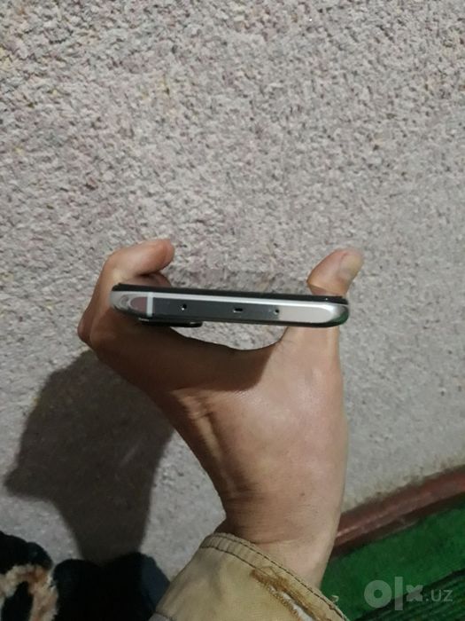 Redmi k 30 s ultra sotladi abmen bor xolati ortacha ishlashi yaxshi hh