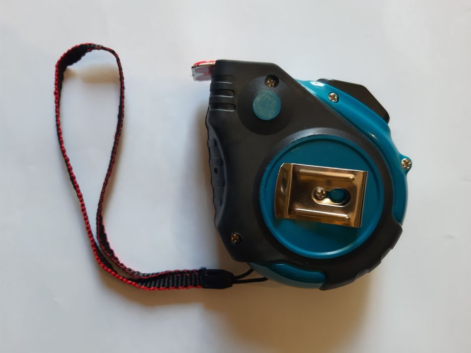 Makita Противоударна Ролетка/Магнитна 8м.