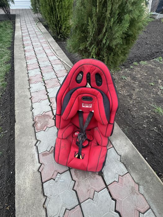 Продаю детское автокресло