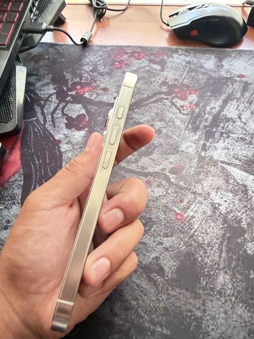 iPhone 16 pro 256gb White