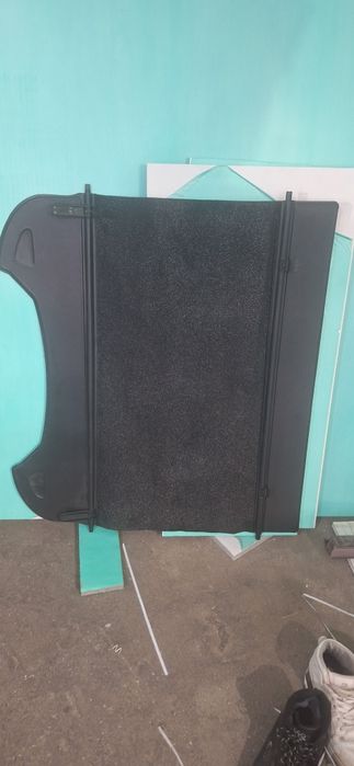 Шторка  багажника Рено Дастер