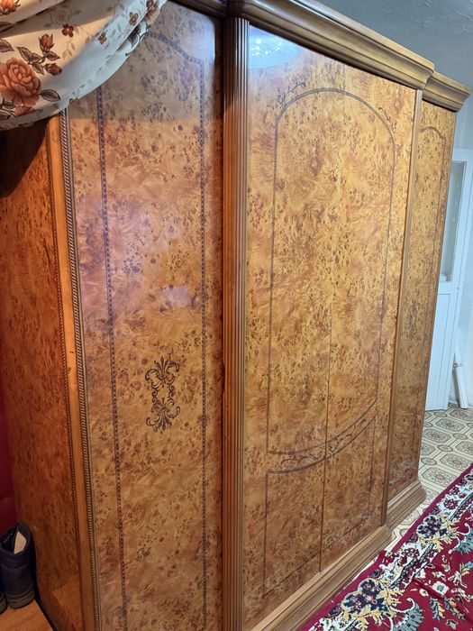 Шкаф в хорошем состояний