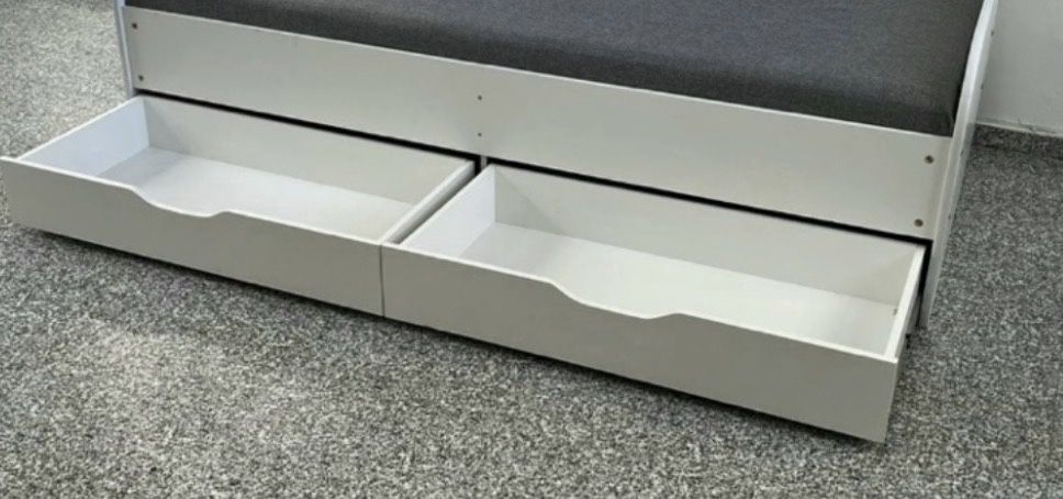 Кровать односпальная