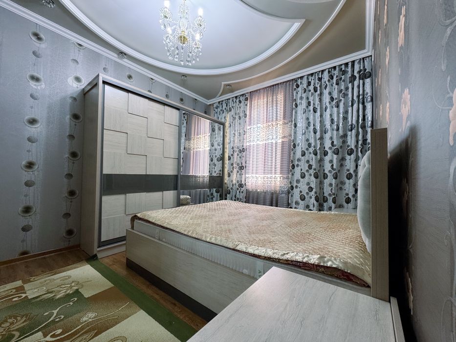 Сдам 3-комн. квартиру, центр, возле Центрбанка