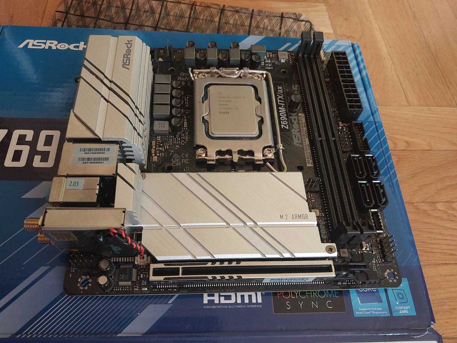 Intel Core i5 13500 + AsRock Z690M-ITX/AX Wi-Fi DDR4