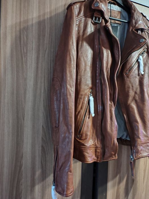 Geaca piele, NOUA, mărime L, 380