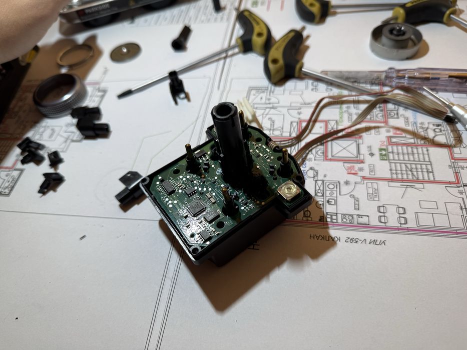 Монтиране на carplay модули за w204