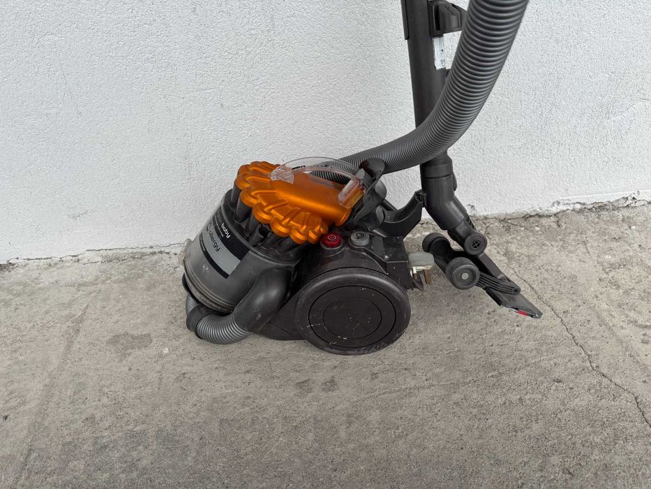 Прахосмукачка - Dyson DC 22 / 1100 W