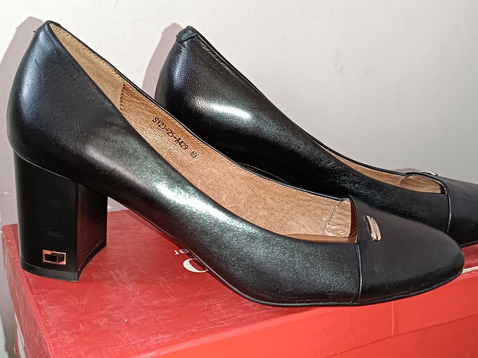 Туфли кожаные Picasso.