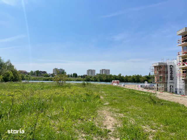 Teren Sisesti 9055 mp teren superb deschidere str lac 60 m