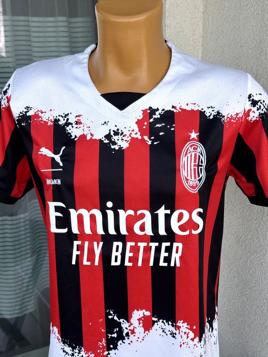 Мъжка футболна тениска Puma (AC Milan | Zlatan Ibrahimović) - размер S, Много добро състояние