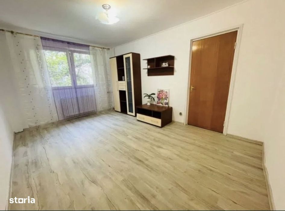 Ap. 3 Camere- Complex Domino, Bloc Reabilitat, Bucatarie Inchisa