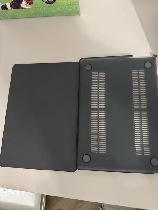 Macbook Air 2025 with Apple M3 chip+защитный чехол